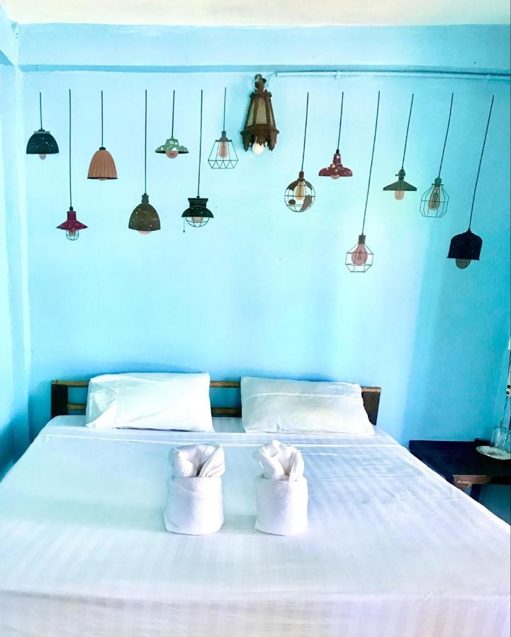 Frog Beach House Koh Phayam Exteriör bild